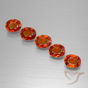 Gemas de Hilo de espesartita Rojo intenso natural de 2.38 ct, Ovalada, VS