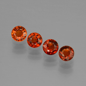 Gemas de Hilo de espesartita Rojo caramelo natural de 2.20 ct, Corte Redondo, VVS-VS