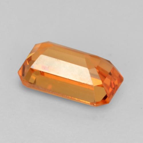 Hilo de espesartita Naranja fuego natural de 0.90 ct, corte esmeralda, VS
