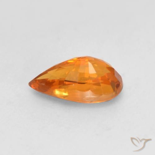 Hilo de espesartita Naranja claro natural de 0.66 ct, En forma de pera, VS