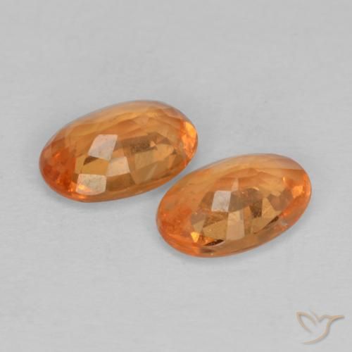 Gemas de Hilo de espesartita Ámbar naranja natural de 1.22 ct, Ovalada, VS-SI