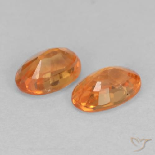 Gemas de Hilo de espesartita Naranja claro natural de 0.69 ct, Ovalada, VS-SI