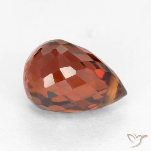 Granate espesartita naranja rojizo intenso natural de 1,36 ct, briolette, VS