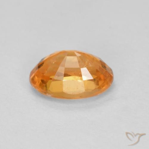 Hilo de espesartita Naranja medio natural de 0.69 ct, Ovalada, VS-SI