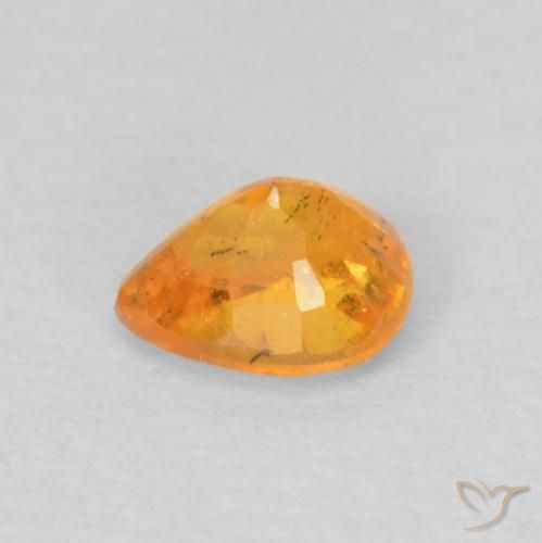Hilo de espesartita Naranja medio natural de 0.38 ct, En forma de pera, VS