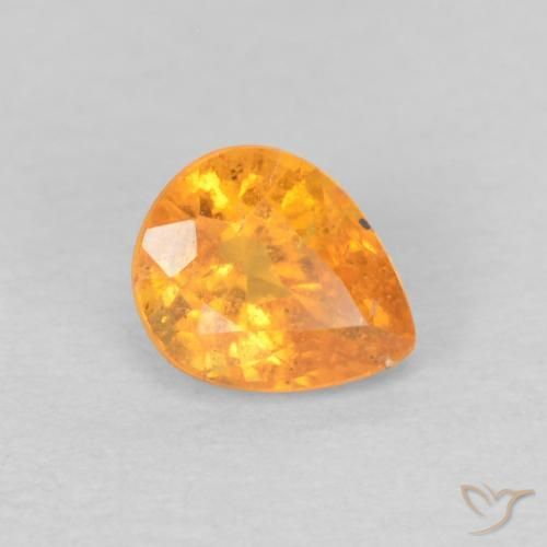 Hilo de espesartita Naranja medio natural de 0.54 ct, En forma de pera, VS