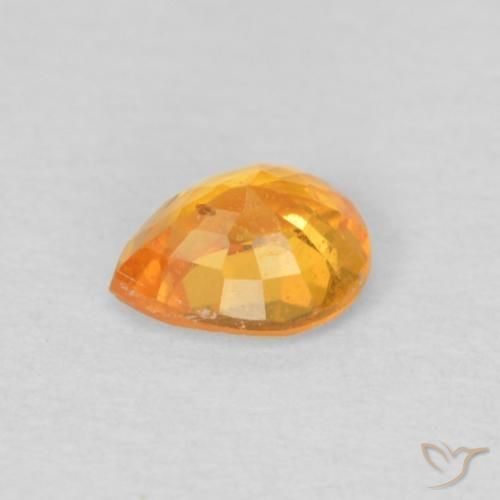 Hilo de espesartita Naranja medio natural de 0.47 ct, En forma de pera, VS