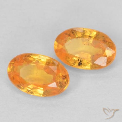 Gemas de Hilo de espesartita Dorado naranja natural de 0.63 ct, Ovalada, VS