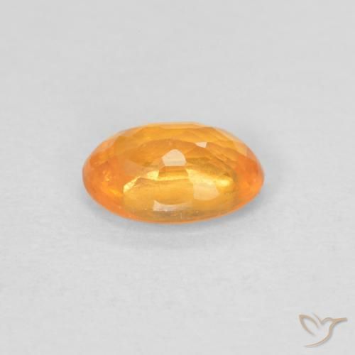 Hilo de espesartita Naranja intenso natural de 0.64 ct, Ovalada, VS