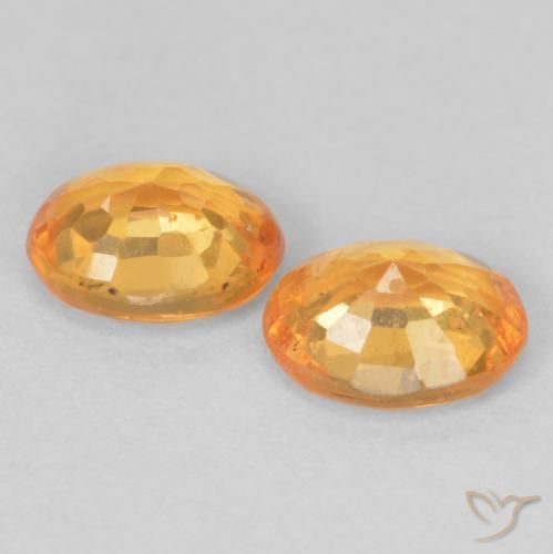 Gemas de Hilo de espesartita Naranja claro natural de 0.84 ct, Ovalada, VS