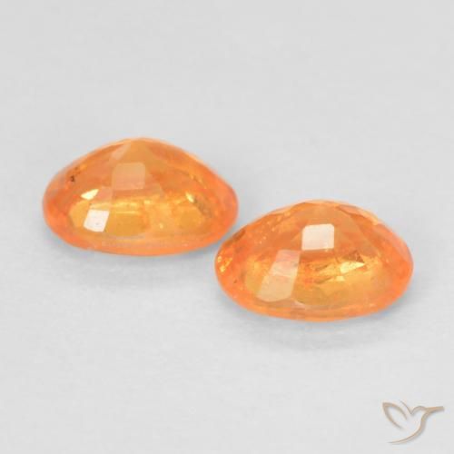 Gemas de Hilo de espesartita Naranja claro natural de 0.53 ct, Ovalada, VS-SI