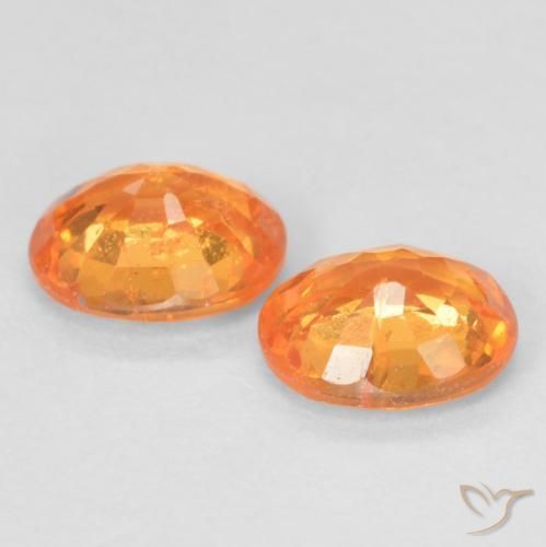 Gemas de Hilo de espesartita Naranja claro natural de 0.99 ct, Ovalada, VS-SI