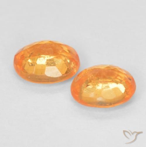 Gemas de Hilo de espesartita Naranja intenso natural de 0.94 ct, Ovalada, VS
