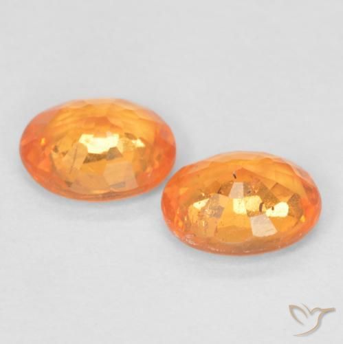 Gemas de Hilo de espesartita Naranja claro natural de 0.85 ct, Ovalada, VS