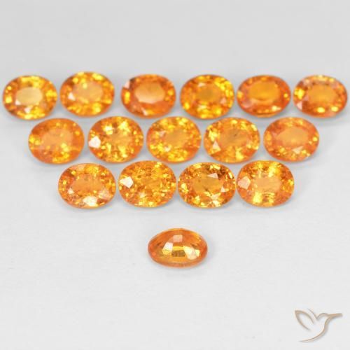 Hilo de espesartita Naranja albaricoque natural de 0.52 ct, Ovalada, VS