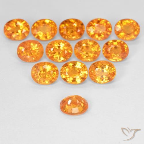 Hilo de espesartita Naranja intenso natural de 0.63 ct, Ovalada, VS