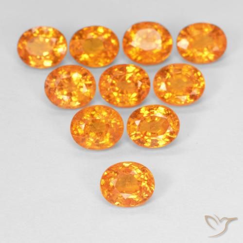 0.55ct Natural Naranja medio Hilo de espesartita, Ovalada, VS