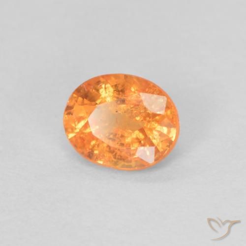 Hilo de espesartita Naranja claro natural de 0.35 ct, Ovalada, VS-SI
