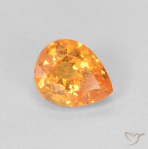 Hilo de espesartita Naranja medio natural de 0.53 ct, En forma de pera, VS