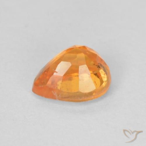 Hilo de espesartita Naranja medio natural de 0.53 ct, En forma de pera, VS