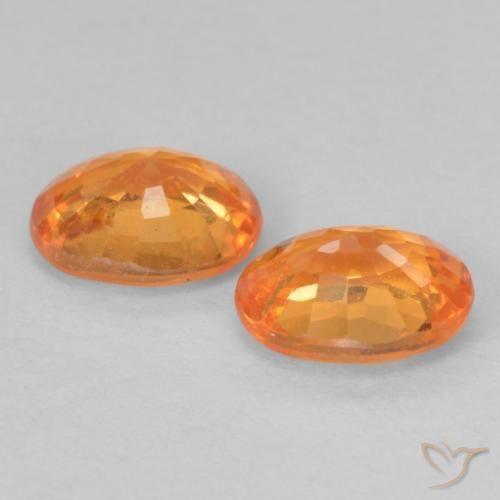 Gemas de Hilo de espesartita Naranja claro natural de 0.93 ct, Ovalada, VS