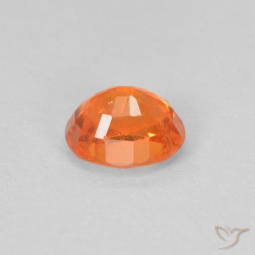 Hilo de espesartita Naranja fuego natural de 0.54 ct, Ovalada, VS