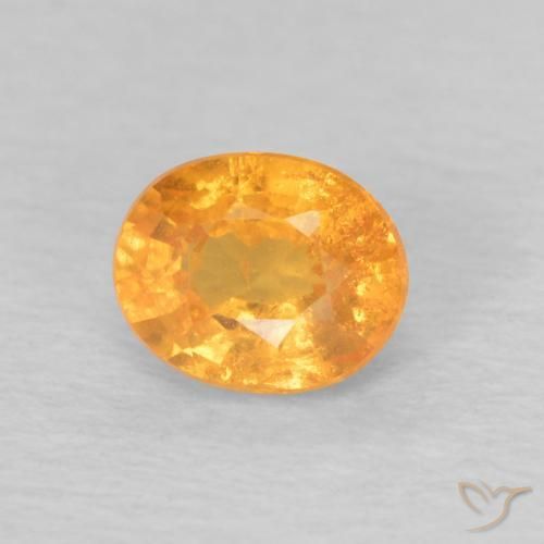 Hilo de espesartita Naranja intenso natural de 0.62 ct, Ovalada, VS