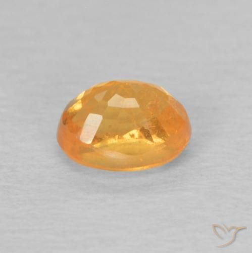 Hilo de espesartita Naranja intenso natural de 0.62 ct, Ovalada, VS