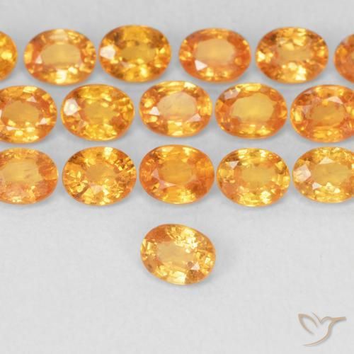 Hilo de espesartita Naranja albaricoque natural de 0.24 ct, Ovalada, VS