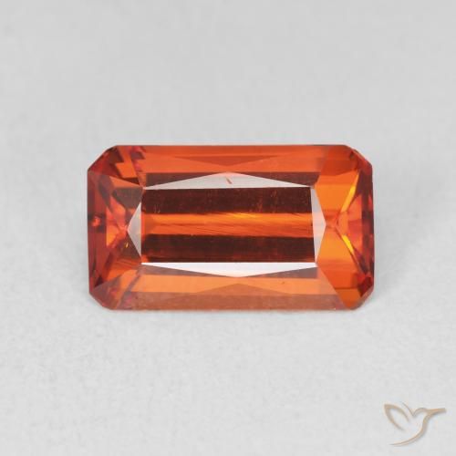 3.57ct Natural Naranja fuego Hilo de espesartita, corte esmeralda, VVS-VS