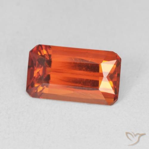 Hilo de espesartita Naranja fuego natural de 3.57 ct, Corte Octágono / Esmeralda, VVS-VS
