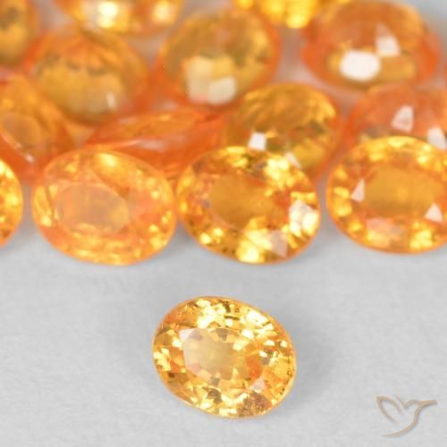 Granate espesartita naranja natural de 0,27 ct, corte óvalo, VS