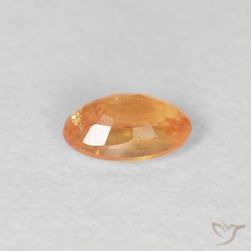 Hilo de espesartita Naranja claro natural de 0.28 ct, Ovalada, VS-SI