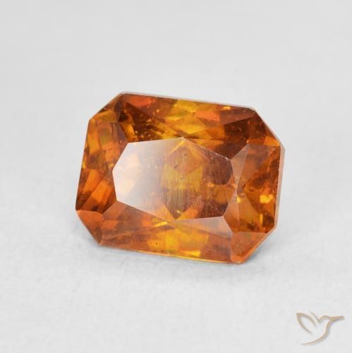 Esfalrita Medium Dark-Orange natural de 2.75 ct, Corte Octágono / Esmeralda, SI