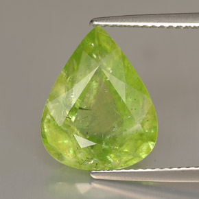 Esfena verde natural de 6,05 ct, en forma de pera, SI-I1