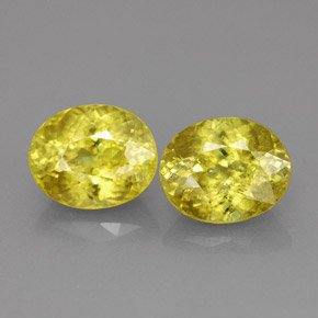 Gemas de esfena amarillo natural de  ct, corte óvalo, VS