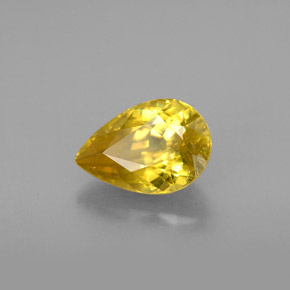 Esfena amarillo natural de 1,53 ct, en forma de pera, VS