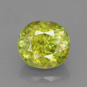 Esfena Verde amarillento natural de 3.15 ct, Corte Óvalo, VS