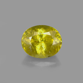 Esfena verde natural de 1,74 ct, corte óvalo, VS-SI