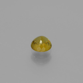Esfena Dorado amarillo natural de 0.51 ct, Corte Redondo, VS