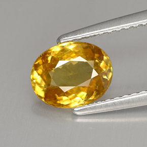 Esfena Dorado amarillo natural de 1.43 ct, Corte Óvalo, VS