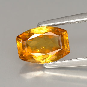 Esfena naranja natural de 1,49 ct, forma elegante, VS