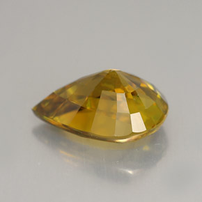 Esfena amarillo natural de 3,46 ct, en forma de pera, VVS