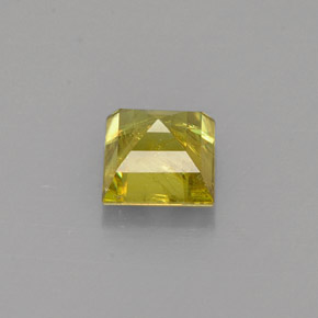 Esfena Dorado verdoso natural de 0.73 ct, Cuadrado, VS