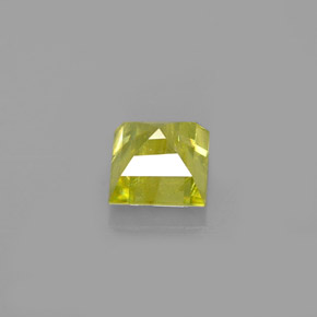 Esfena oro natural de 0,65 ct, cuadrado, VS-SI