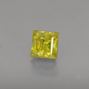 Esfena oro natural de 0,56 ct, cuadrado, VS-SI