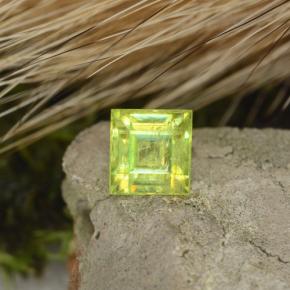Esfena verde natural de 0,57 ct, cuadrado, VS-SI