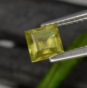 Esfena amarillo natural de 0,76 ct, cuadrado, VS-SI