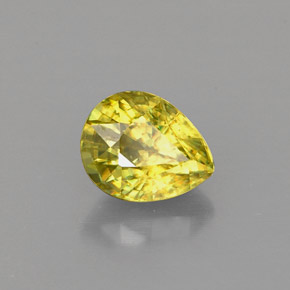 Esfena Dorado verdoso natural de 1.00 ct, En forma de pera, VVS-VS