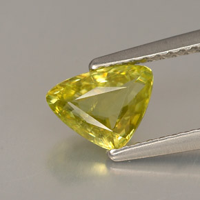 Esfena amarillo natural de 0,93 ct, trillón, VVS-VS